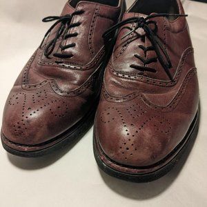 Rare vintage Burgundy Oxford Wingtips by Rockport